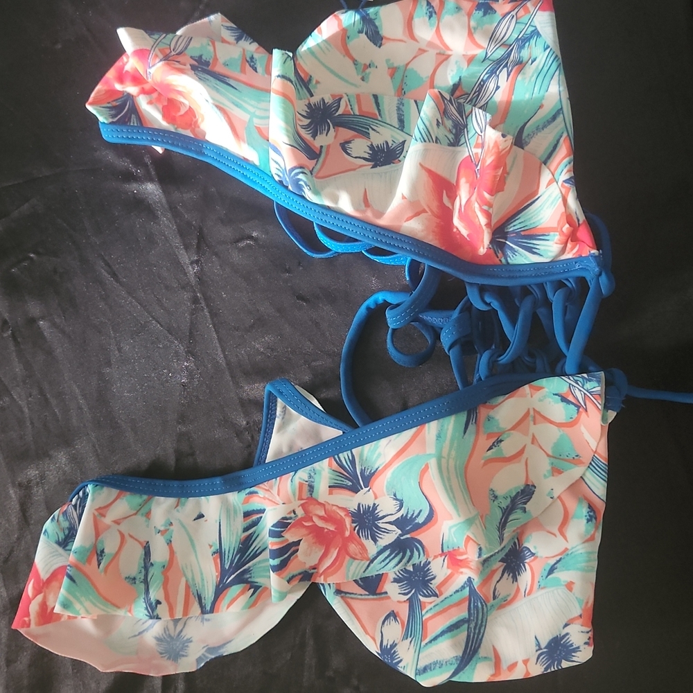 🎀Jr. Bikini 👙 Top NWOT
